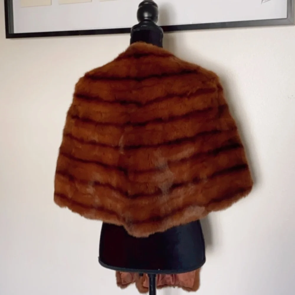 Vintage Datzenko & Son 1930’s-40 Mink Fur Cape - Picture 4 of 8
